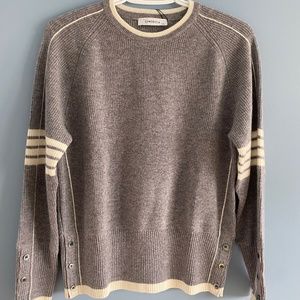 Cashmere sweater